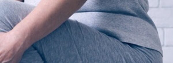 Giovedì 20 ottobre 2022, Giornata mondiale dell’osteoporosi. L’importanza della salute delle ossa. Si calcola che una donna su tre e un uomo su cinque di età pari o superiore a 50 anni subiscano una frattura da fragilità dovuta all’osteoporosi nel corso della loro vita.