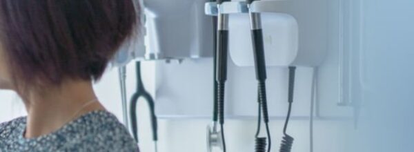 Sabato 4 febbraio 2023, Giornata mondiale contro il cancro. Obiettivo è aumentare la consapevolezza, incoraggiare la ricerca scientifica e migliorare l’accesso ai trattamenti per tutti i pazienti. Nel corso del 2022 è stato infatti calcolato che in Italia vi siano state circa 391.000 nuove diagnosi di tumore, 14.000 in più di cui quasi 205.000 fra gli uomini e 186.000 fra le donne, escludendo i tumori della cute non melanomiNel corso del 2022 è stato infatti calcolato che in Italia vi siano state circa 391.000 nuove diagnosi di tumore, 14.000 in più di cui quasi 205.000 fra gli uomini e 186.000 fra le donne, escludendo i tumori della cute non melanomi
