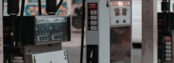 Punti di ricarica elettrica per le auto ogni 60 km Il Consiglio e il Parlamento europeo hanno raggiunto un accordo per aumentare il numero di stazioni.