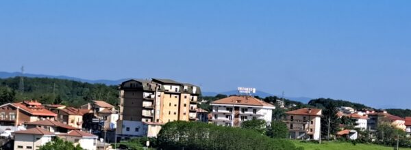 Storia in atto: La Futura Fusione dei Comuni a Piano Lago Trasformerà gli Amministratori Locali in Pionieri del Progresso