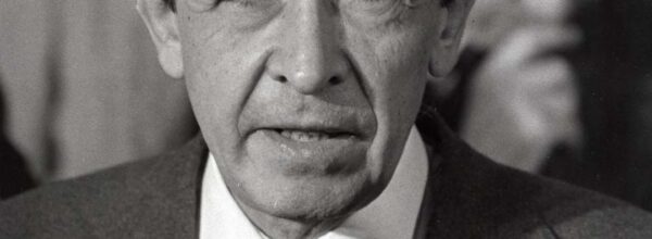 7 Giugno 1984: Berlinguer viene colpito da un malore durante un comizio. Muore l’11 giugno. L’eredità del comunista riformista