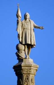 Statua dedicata a Colombo a Madrid